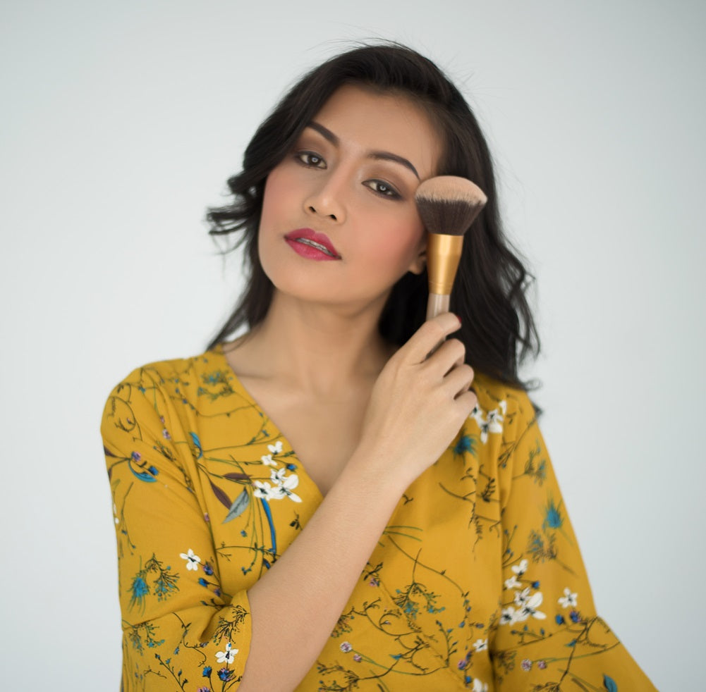 Dangers of chemicals in cosmetics